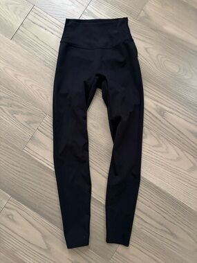 Nyud Women's High-Waist Black Leggings